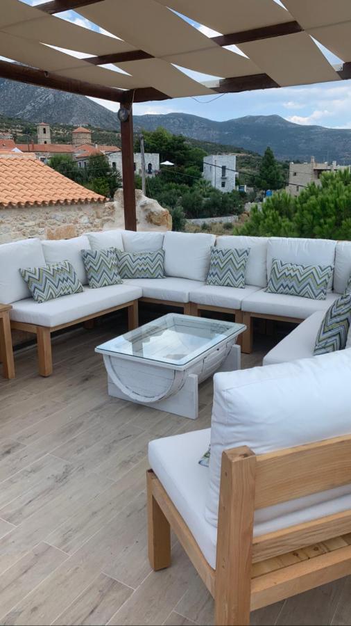 Vetilios Lithos Boutique Hotel Néon Oítilon エクステリア 写真
