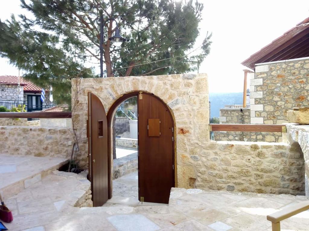 Vetilios Lithos Boutique Hotel Néon Oítilon エクステリア 写真