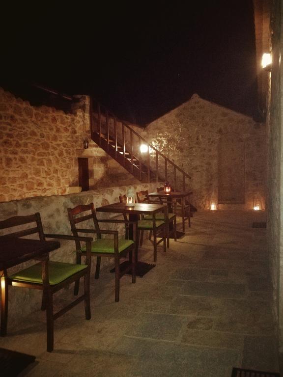 Vetilios Lithos Boutique Hotel Néon Oítilon エクステリア 写真